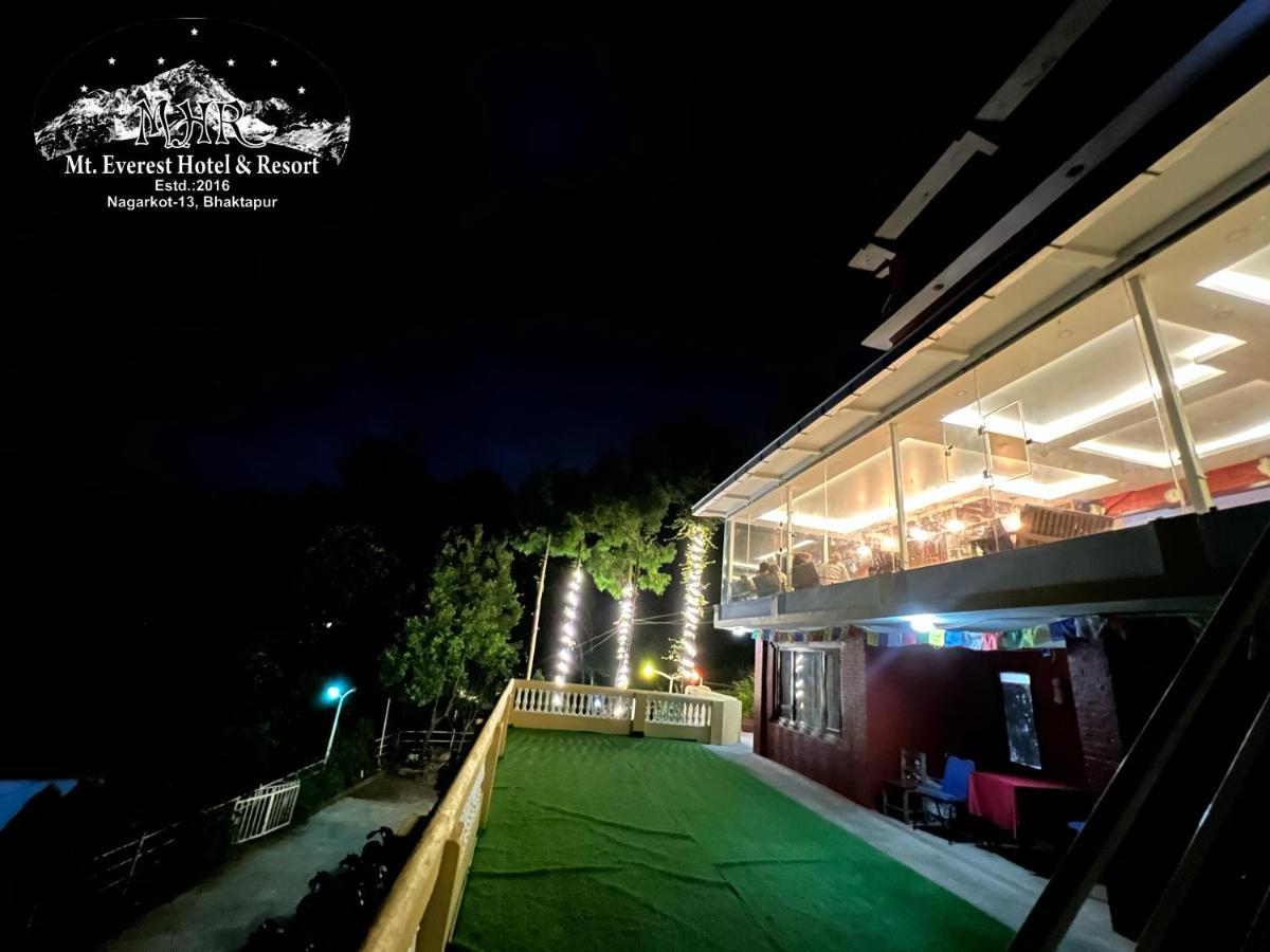 Mount Everest Hotel & Resort Nagarkot Exterior foto